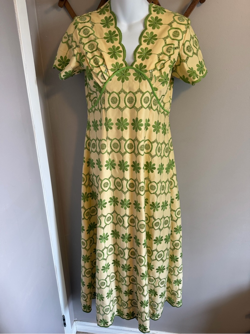 Vintage Custom  Eyelet Cutout Empire Waist Maxi Buttercream & Green Sz M